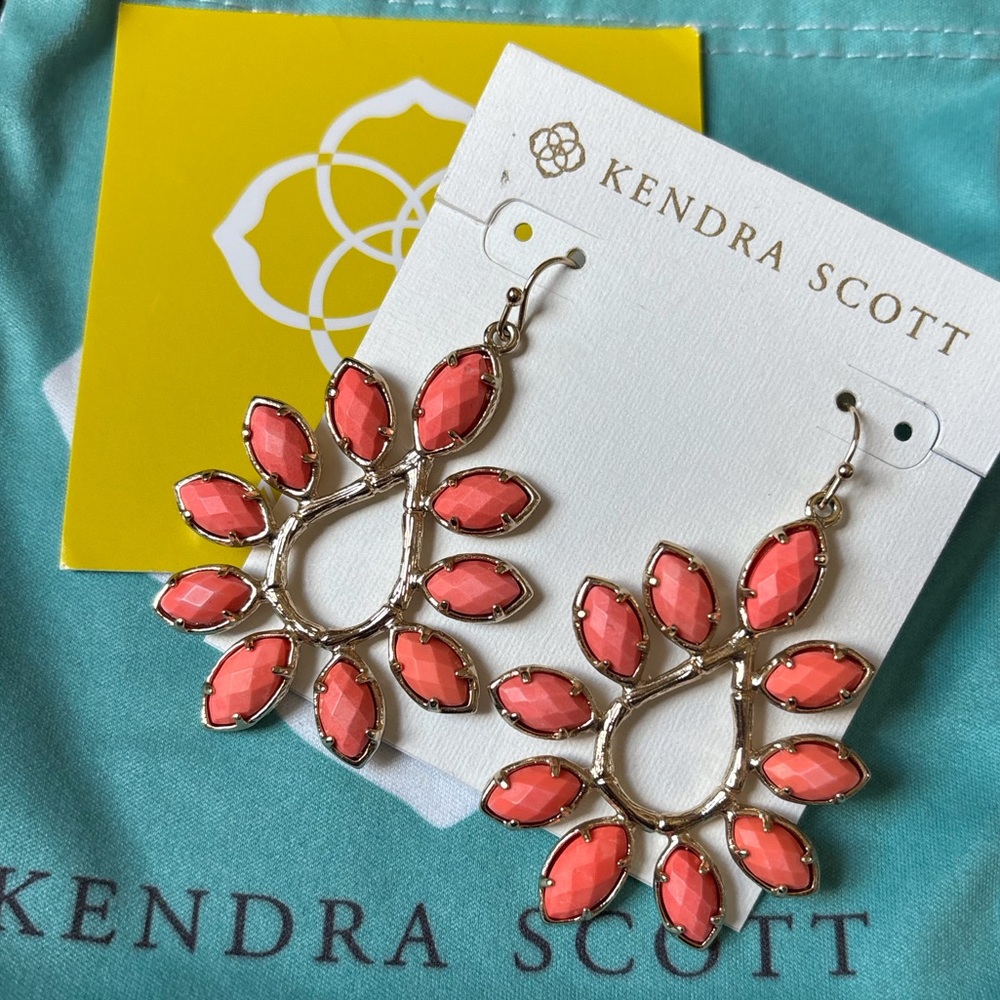 Kendra Scott 'Nyla' Stone Drop Earrings in Gold with Coral Stones